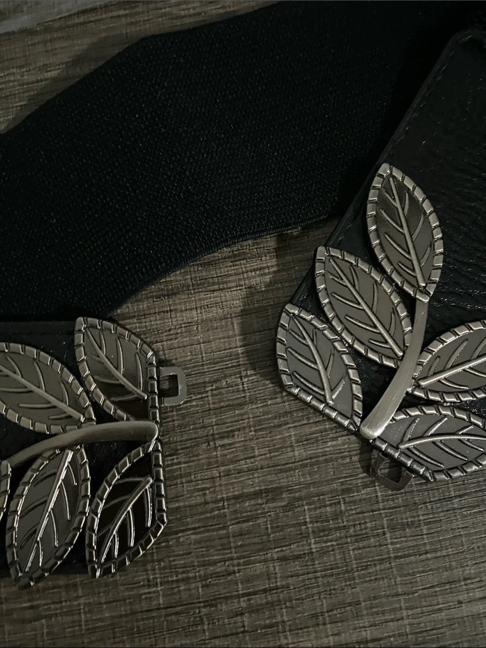 Black Elastic Belt with Decorative Silver Leaf Buckle